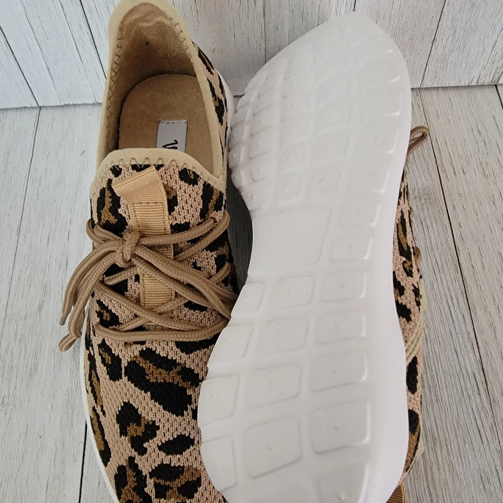 50% OFF SALE-GYPSY JAZZ/ VERY G- CERRITO LEOPARD SNEAKERS - Picture 7 of 7